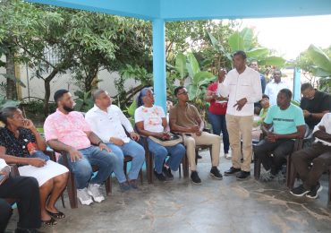 Diputado y comunitarios del Licey en Villa Mella conforman mesa busca solución a problemáticas del sector