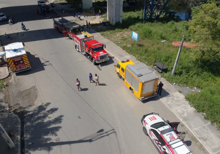 Sistema 911 coordina asistencia ante accidente de tránsito múltiple en el puente Jacinto Peynado