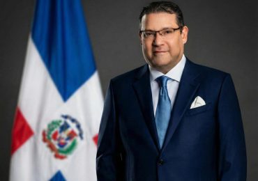 Eduardo Sanz Lovatón dice que los mejores días del PRM están por venir