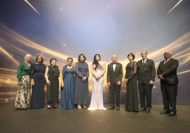 Ministerio Público entrega “Premio al Mérito” a diez fiscales de amplia trayectoria