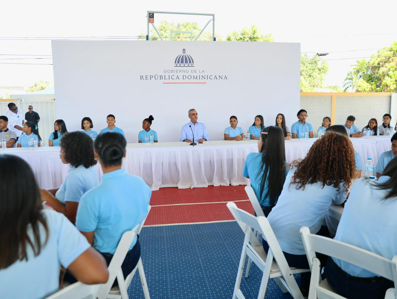 Presidente Abinader resalta instalación de hub digital de Google y afirma fortalecerá la educación y la innovación tecnológica