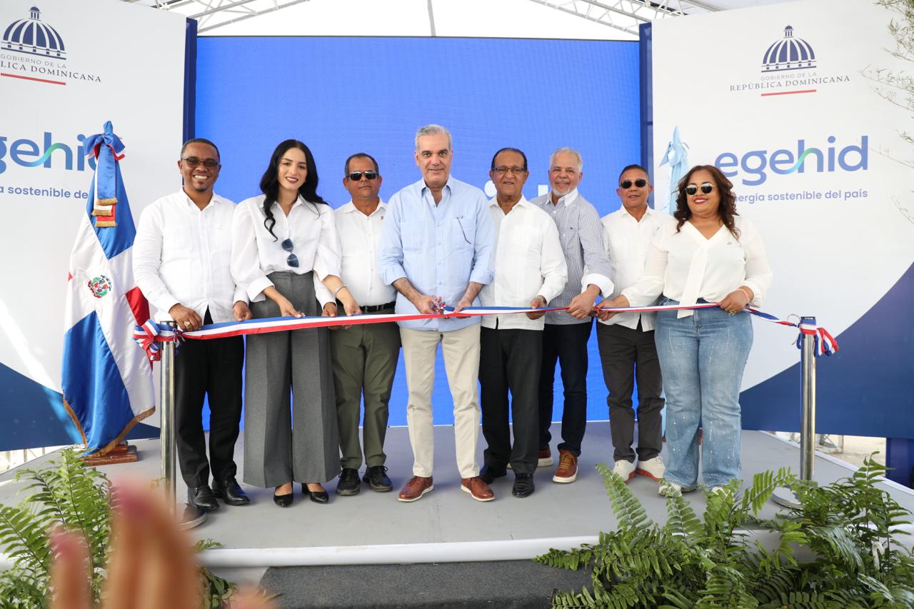 Abinader fortalece conectividad rural en Santiago Rodríguez con la inauguración de las carreteras Puerta del Mulo y Arroyo Seco