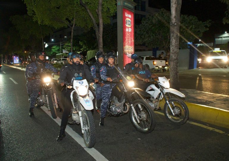 FTC detiene a 25 personas en 22 allanamientos contra microtráfico en Pedro Brand; ocupan drogas, armas y vehículos