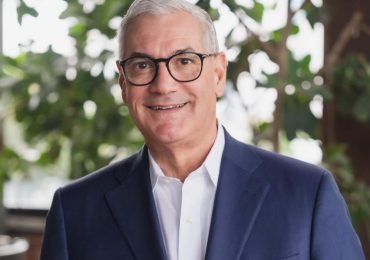 Gonzalo Castillo entra a la contienda por la presidencia de la República