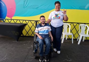 Alcaldía del Distrito Nacional incorpora tarima inclusiva en el Carnaval