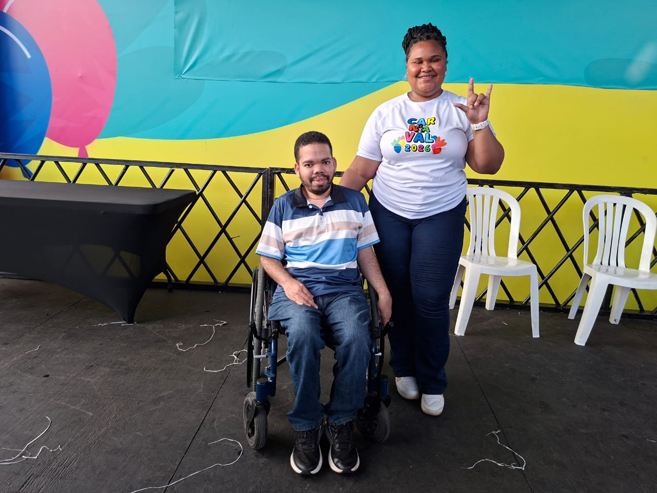 Alcaldía del Distrito Nacional incorpora tarima inclusiva en el Carnaval