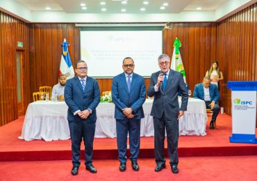 Designan al maestro Jaime Francisco Rodríguez rector del ISEEPENC