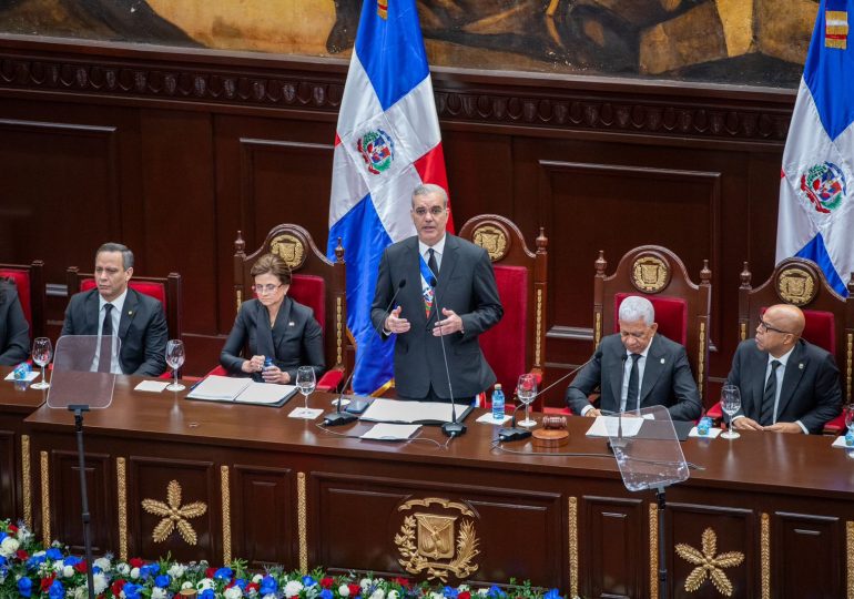 Presidente Luis Abinader reafirma compromiso con la transparencia y presenta Meta RD 2036