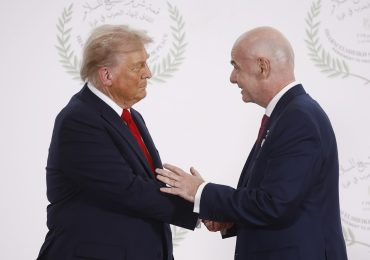 Trump felicita al "gran líder" Infantino por sus 10 años al frente de la FIFA