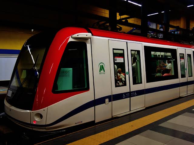 Metro y Teleférico de Santo Domingo operaron con normalidad tras fluctuaciones eléctricas