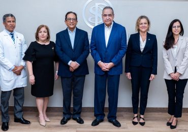 INCORT recibe a la Embajadora de Argentina para visita guiada en HGPS como centro pionero en trasplante hepático del país