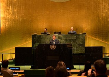 Leonel Fernández participa como orador principal en el Montessori Model UN en la sede de las Naciones Unidas