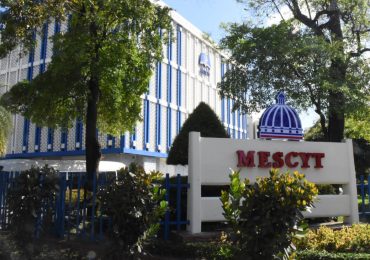 MESCYT abre convocatoria de becas internacionales 2026 para estudios de posgrado hasta el 19 de febrero