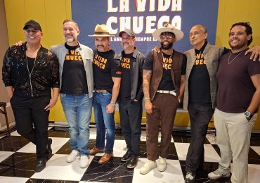 Video | Manny Pérez se estrenará en la comedia con “La Vida Chueca”