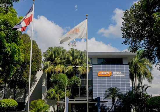 Convocan licitación de urgencia para la sustitución del puente sobre el río Yaque del Norte, en Amina