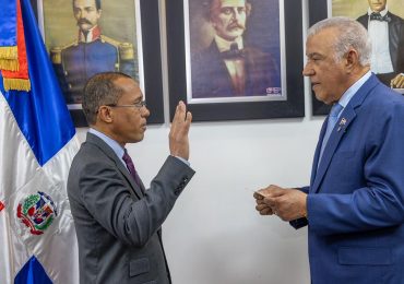 Video | Geraldo Espinosa asume como contralor general de la República