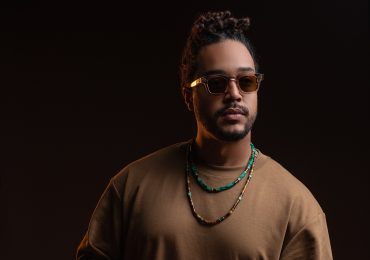 Pedro Fortunato celebra su "Verano Fugaz” en Casa de Teatro