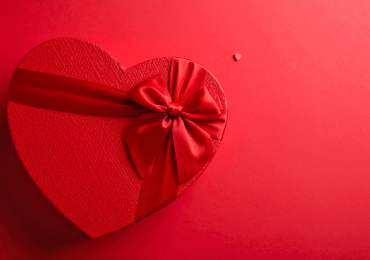 Video | "Yo no espero San Valentín para regalarle a mi esposa, ese regalo está ahí", dice ciudadano