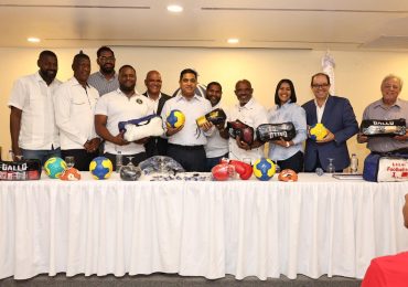 Video | Presidente Abinader y ministro Cruz aseguran que coliseo de boxeo “es intocable”