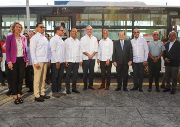 Presidente Luis Abinader pone en marcha el Corredor Independencia y amplía el Sistema Integrado de Transporte