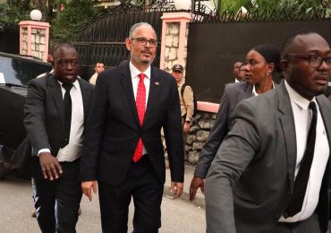 Primer ministro de Haití dice estar "consciente" de la responsabilidad al asumir el Poder Ejecutivo