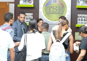 Tribunal Superior Electoral impacta estudiantes de la Escuela de Derecho, Universidad Católica de Santo Domingo