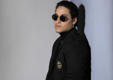 El artista dominicano apuesta por un reggaetón romántico, nostálgico y bailable