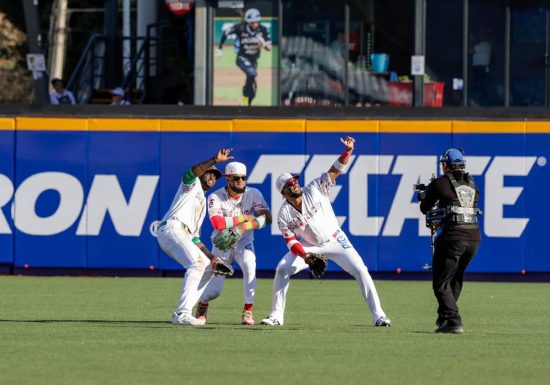 Video | Tomateros logra su primer triunfo al vencer 2-1 a Federales en duelo de pitcheo