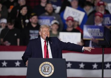 Trump pide tratado nuevo y "modernizado" tras expirar el pacto nuclear New START con Rusia