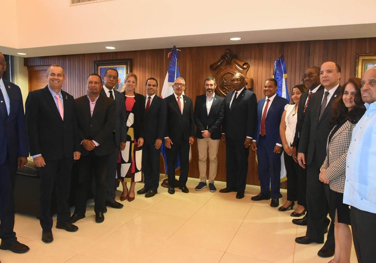 UASD y la Fundación Iberostar firman acuerdo interinstitucional de colaboración