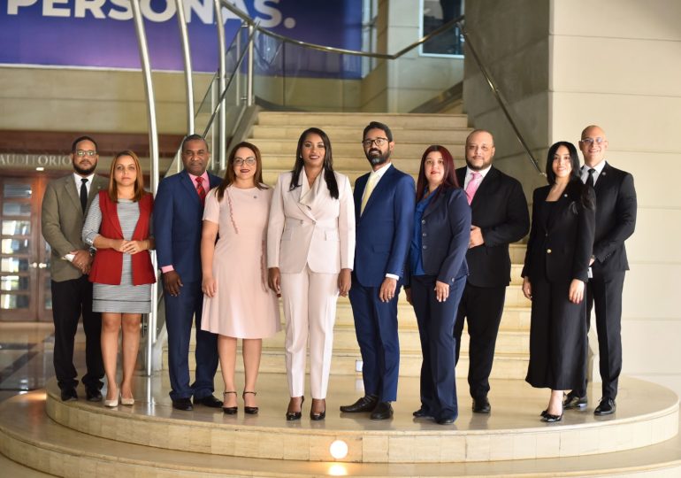 ¡Se trata de nosotros! Magistrada Carol Modesto presenta candidatura al Consejo del Poder Judicial