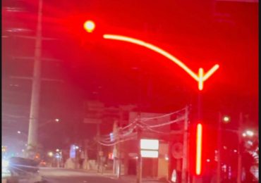 Alcaldía de Santo Domingo Este instala semáforos inteligentes en la avenida San Vicente de Paúl