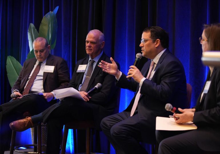 RD se consolida como nueva capital de inversión para LATAM, destaca Yayo en Miami