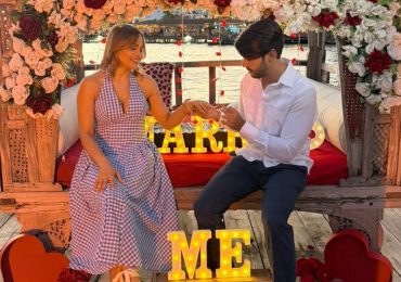 Frente al atardecer y el mar, Angely Moreno dice “sí”