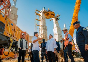 Paliza supervisa avances de Línea 3 del Teleférico SD; primera fase estará lista en diciembre