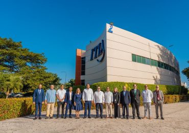 Gobierno impulsa primera generación de docentes en IA tras alianza estratégica con NVIDIA