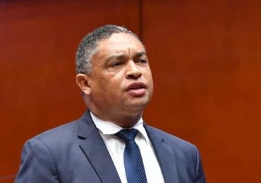 Yván Lorenzo minimiza salida de José del Castillo Saviñón del PLD