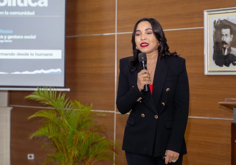 Mensaje de compromiso cívico llega a Villa Altagracia de la mano de Génesis Rosso