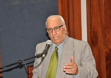 Fallece Enmanuel Castillo, sociólogo y director del periódico La Información de Santiago