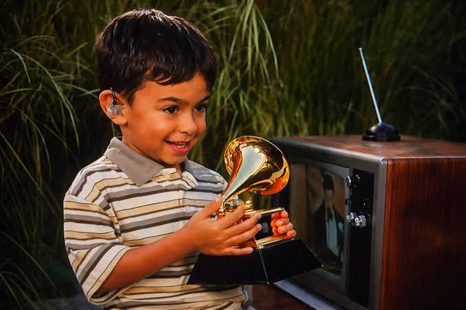 El niño del show de Bad Bunny era un actor infantil, no Liam Conejo