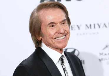 Raphael regresa a Santo Domingo con su espectáculo “Raphaelísimo”