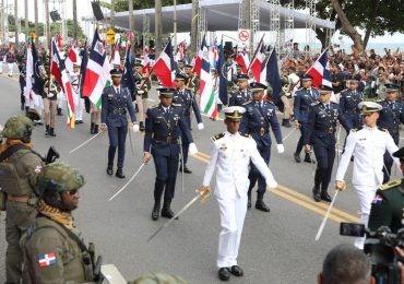Condenan atentado contra soldados dominicanos en desfile militar y ausencia de pronunciamiento por parte del ministerio de la mujer