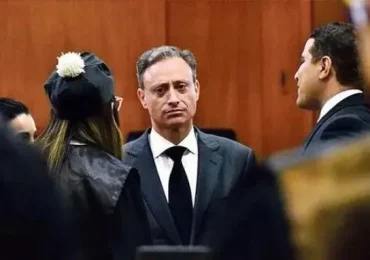 Suspenden juicio contra Jean Alain Rodríguez por licencia médica de un imputado