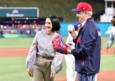 "Dominicano y ya"; Abinader activa el "Plátano Power" y respalda equipo RD rumbo al Clásico