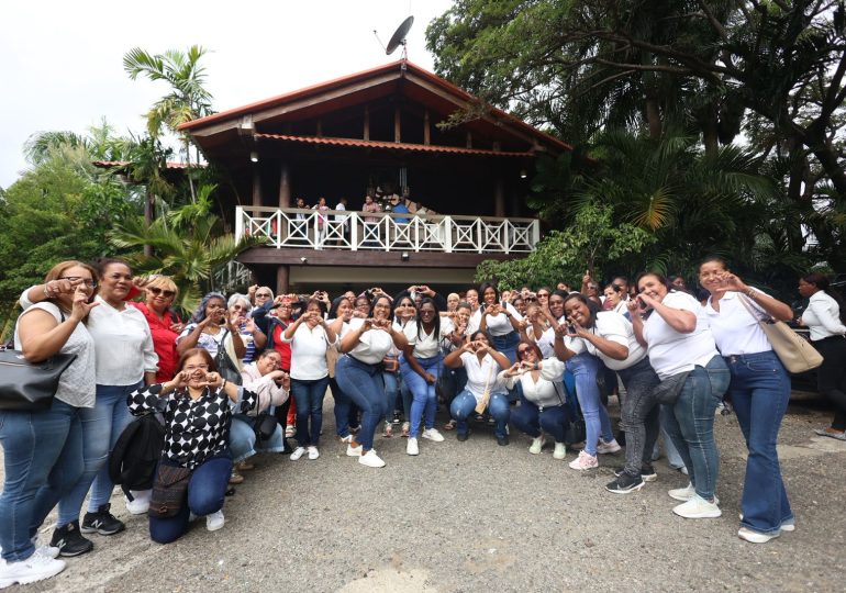 Video | Carolina recibe masivo respaldo de las mujeres en las estructuras del PRM