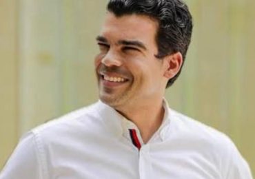 Wellington Arnaud lideran la valoración de los funcionarios más eficientes del Gobierno, según Sondeos