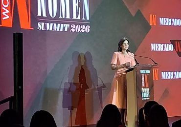 Raquel Peña destaca el liderazgo femenino en el Mercado Power Women Summit 2026