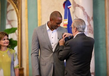 Al Horford agradece a Luis Abinader por el techado en Quisqueya, La Romana
