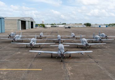 RD consolida su industria aeronáutica con la primera decena de aviones militares TP-75 Dulus ensamblados localmente